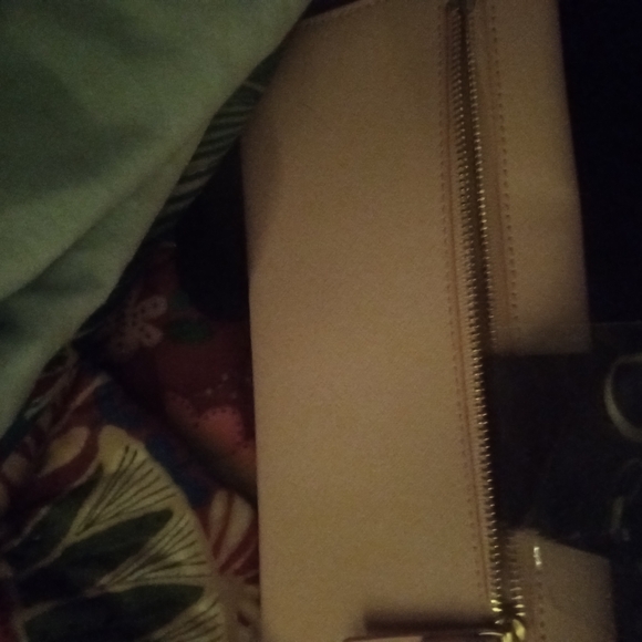 NWOT KATE SPADE VALENTINE HEARTS LONG WALLET. - Picture 3 of 8